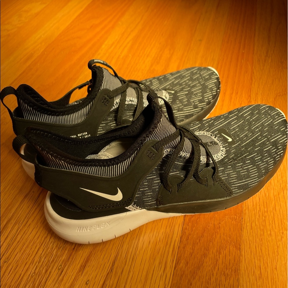 Nike Women's Flex Contact 3 Running Shoe